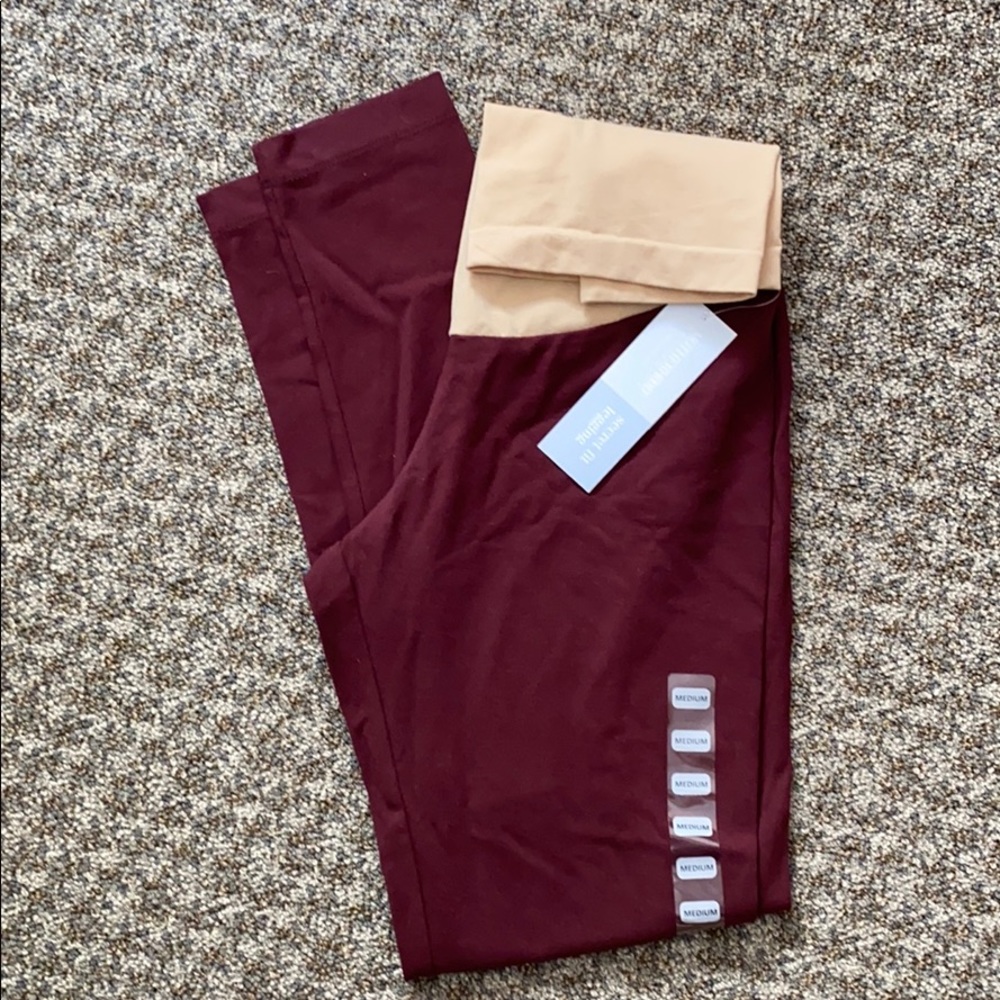 Motherhood maternity leggings. Brand new, tags on